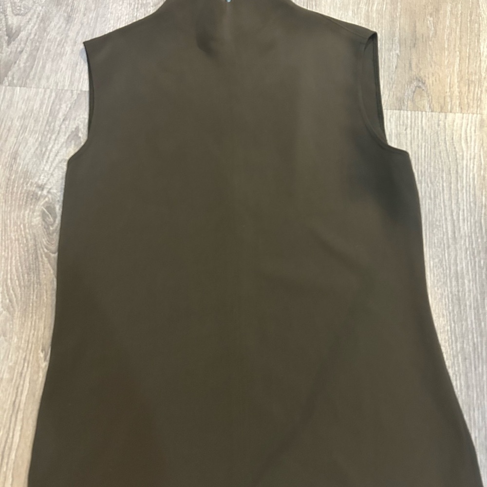 Linda Allard Ellen Tracy size 6 green sleeveless woman’s top